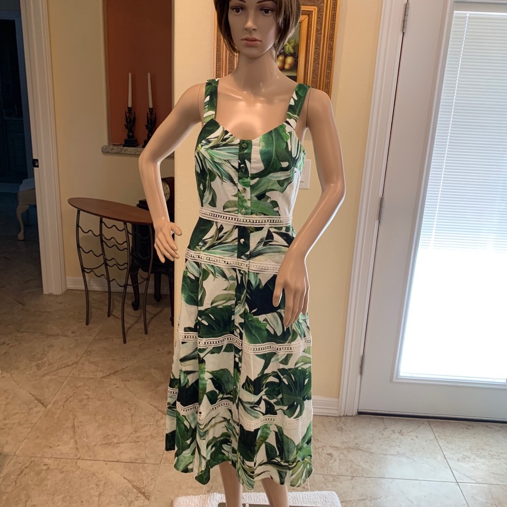 Gianni Bini Ivory & Palm Dress